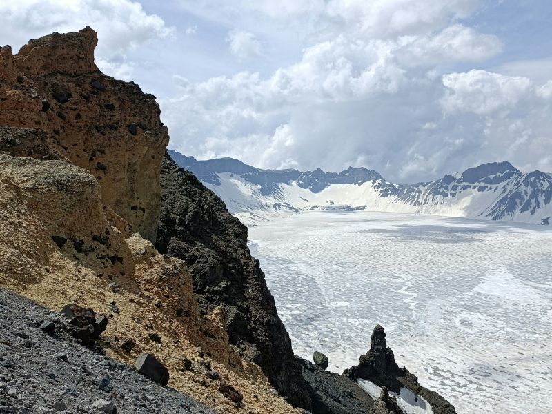 gunung-di-china.jpg