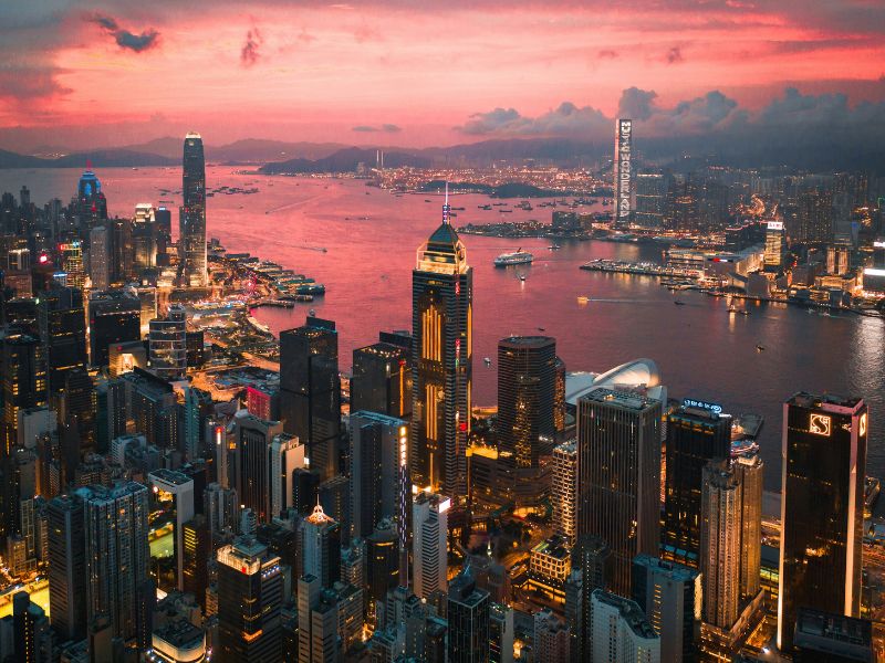 hong-kong-tour-mulai-9-juta.jpg