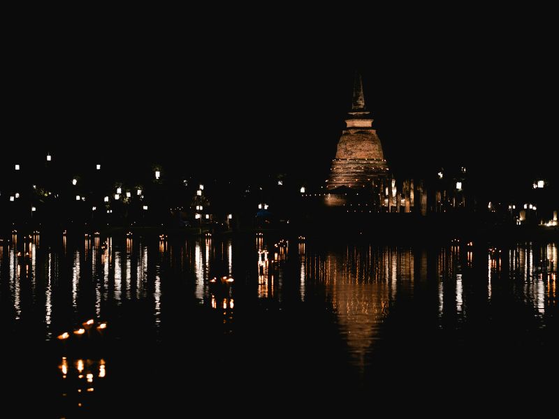 loy-krathong-festival.jpg