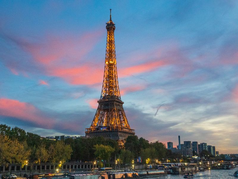 paket-liburan-ke-paris-untuk-2-orang.jpg