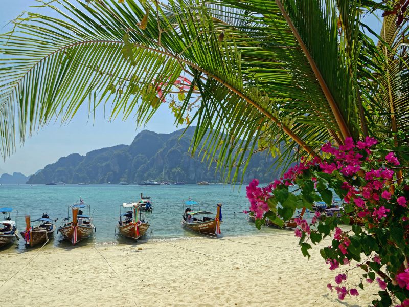 paket-tour-phuket-phi-phi-island-mulai-7-juta.jpg