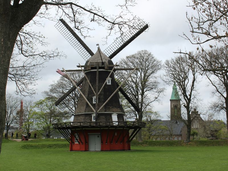 tour-eropa-belanda-jerman-dan-prancis.jpg