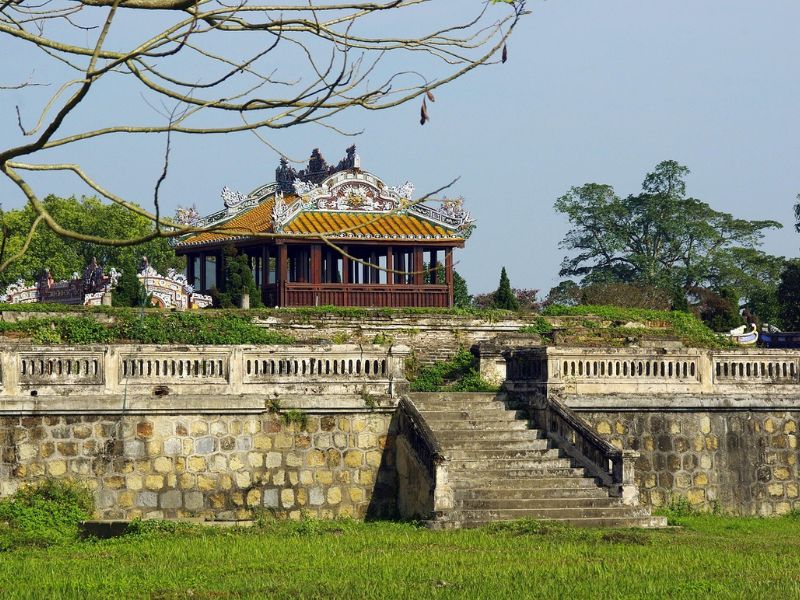 vietnam-holiday-package-2025.jpg