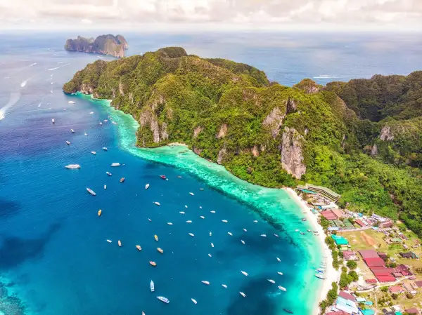 Nong Nooch Garden Pattaya destinasi wisata paket tour Thailand 2026