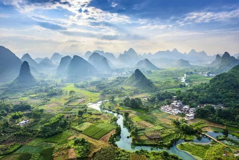 Paket Tour China Guilin 5 Hari 4 Malam Yangshuo Li River 1