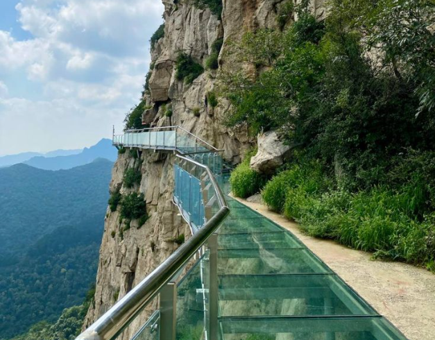 tour-china-2026-8d-chongqing-wulong-fenghuang-zhangjiajie