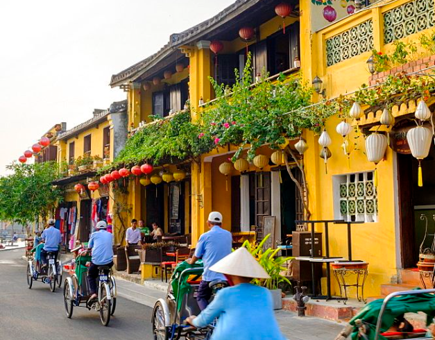 Da Nang, Enchanting Da Nang, 6D Da Nang tour, Da Nang itinerary, Da Nang travel, Hoi An, Ba Na Hills, Golden Bridge, Marble Mountains, My Khe Beach, Vietnam central tour, Da Nang vacation, Vietnam 6-day tour, Da Nang highlights