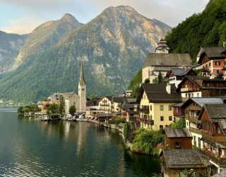 Tour Eropa Timur 2026 10 Days 7 Nights Hallstatt & Central Europe