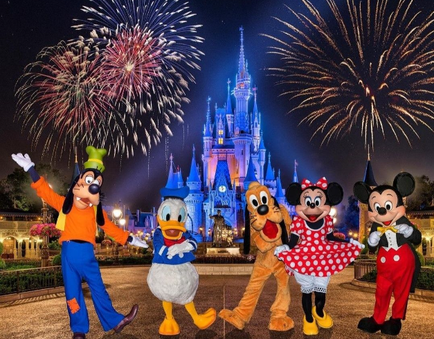 tour-china-lebaran-2026-8d-beijing-shanghai-disneyland-by-mh