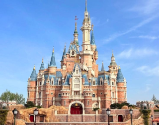 Tour China 2026 8D Best Of Beijing Shanghai + Disneyland
