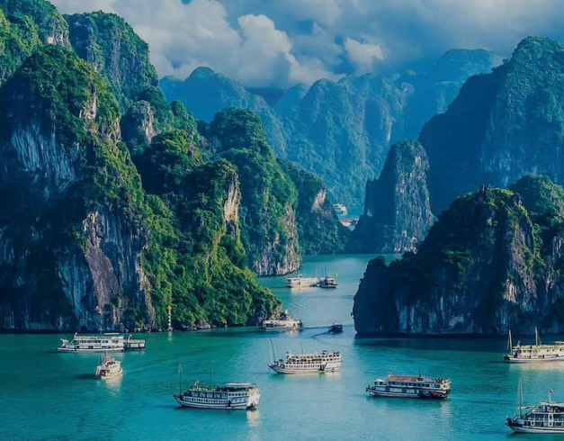 paket-tour-8d-complete-vietnam-sapa-danang