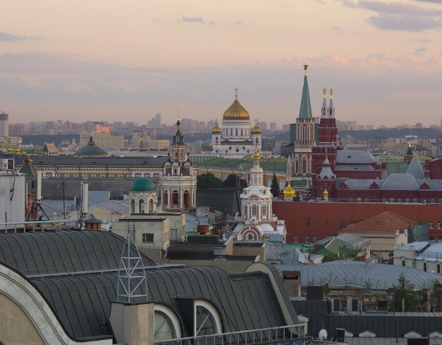 10-hari-russia-aurora-hunting-moscow-murmansk-st-petersburg