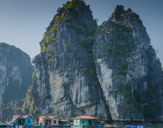paket-tour-vietnam-2025-7d-hanoi-ha-long-sapa-ha-long-bay-jewel-singapore-changi
