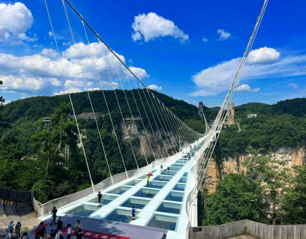 tour-zhangjiajie-2025