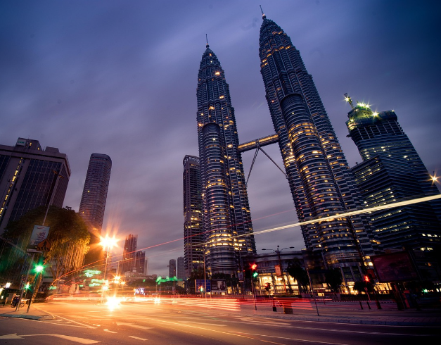 tour-2-negara-asia-2025-4-hari-2-negara-asia-malaysia-singapore