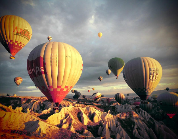 tour-turki-2025-10-hari-wonderful-turki-experience-cave-hotel-in-cappadocia