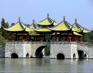 Tour China 2025 9 Hari Shanghai Hangzhou Guizhou