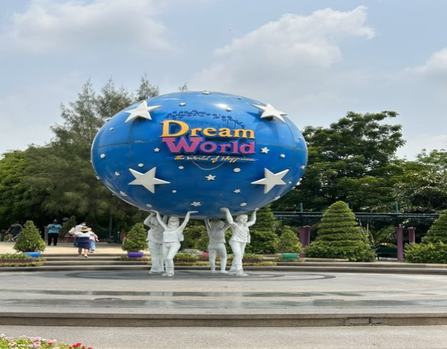 tour-thailand-4d-bangkok-dream-world-snow-town