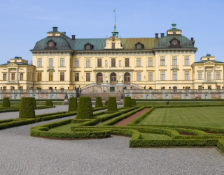 Tour East Europe 13D Favorite Scandinavia Countries + Geiranger Fjord & Panoramic Train