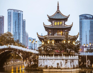 Paket Tour China 2026 9D Guiyang Chongqing Zhangjiajie Furong Zhen