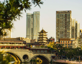 Tour China 2026 9D Chengdu Jiuzhaigou Emeishan + Chongqing Start Surabaya