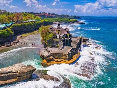 Paket Wisata Domestik