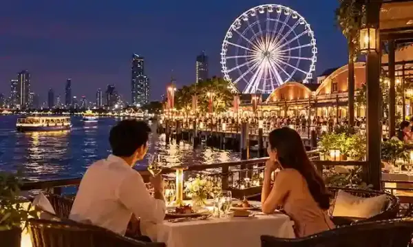 Asiatique The Riverfront Bangkok: Bianglala & Dinner Romantis