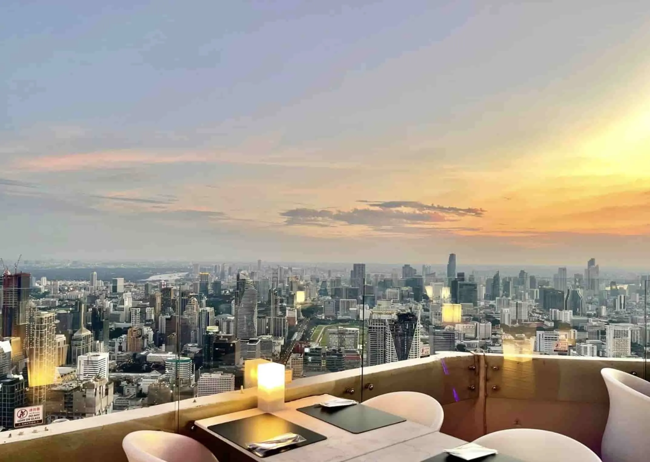 Bangkok Tour Package: 8 Tempat Nongkrong Paling Hits di Bangkok