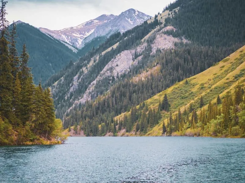 Biaya Wisata ke Kazakhstan 2026: Estimasi Terbaru!