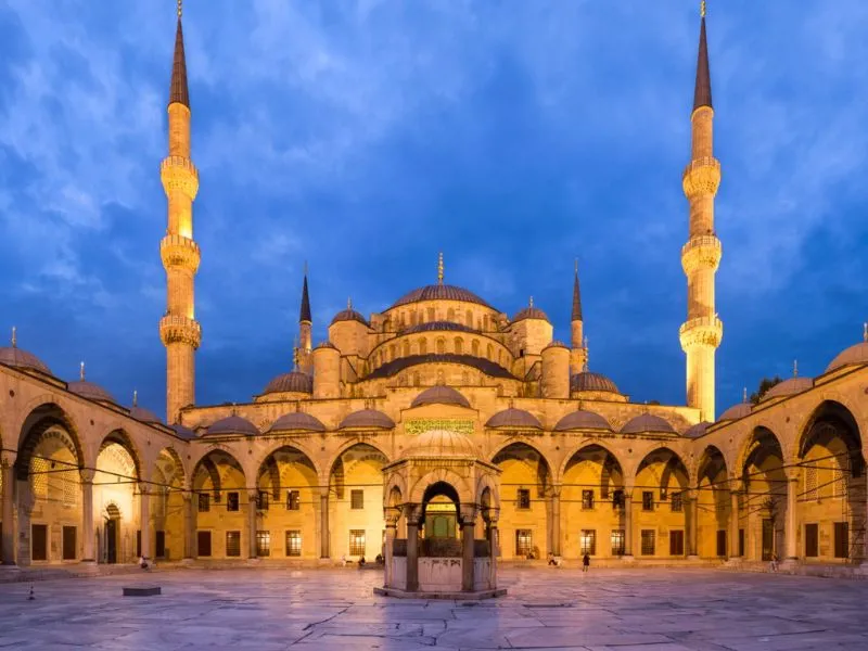 Blue Mosque Istanbul: Fakta Menarik & Panduan Masuk