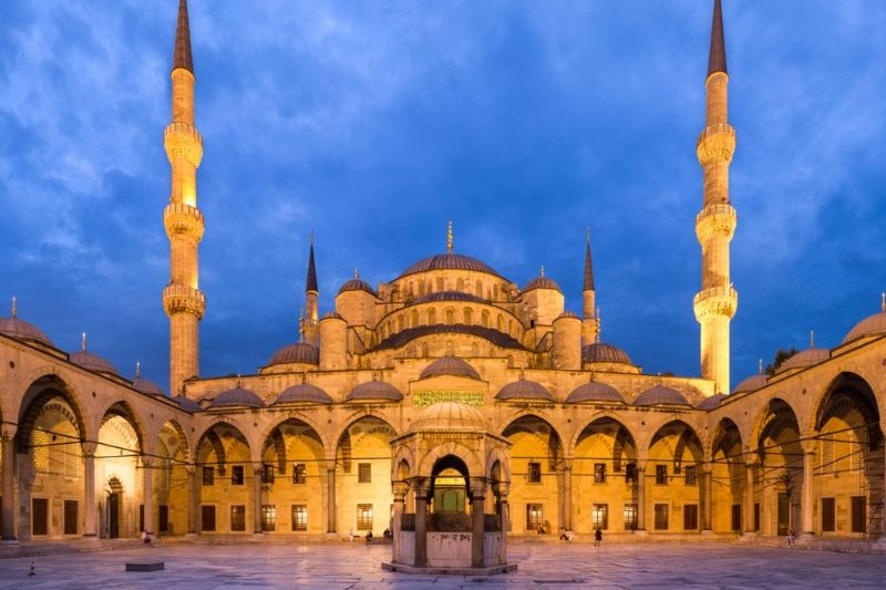 blue-mosque-istanbul_large.jpg