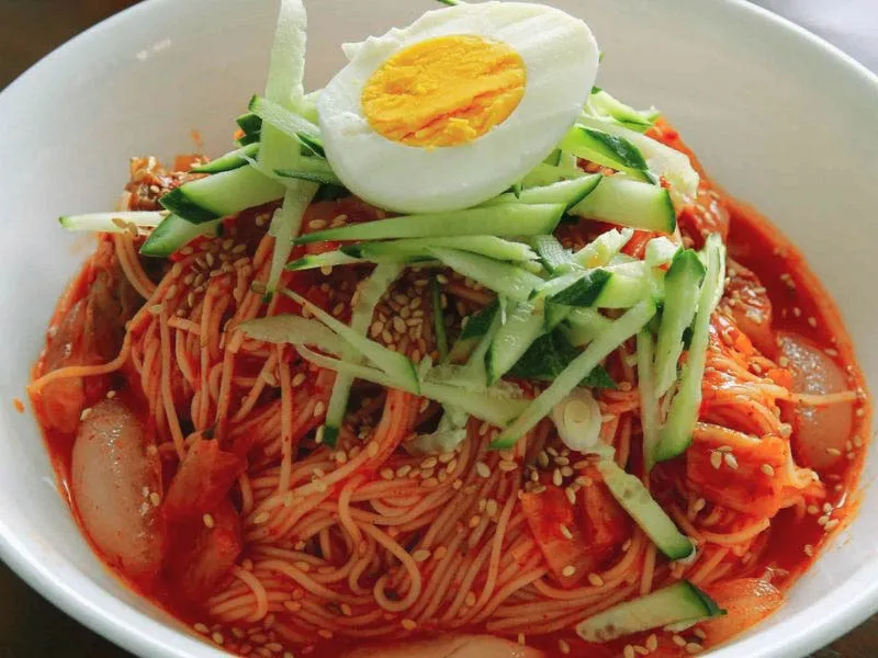 Budget Trip Ke Korea: Menu Khas Musim Panas di Korea, Kamu Harus Tahu!