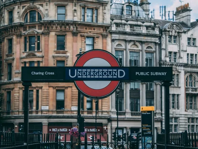 Cara Naik London Underground untuk Pengunjung Pertama
