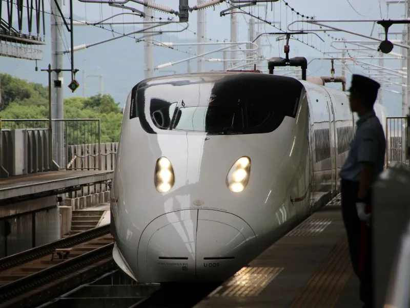 Cara Naik Shinkansen: Beli Tiket hingga Naik Kereta