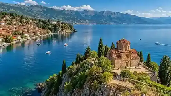 Danau Ohrid Makedonia Utara: Wisata & Spot Foto Balkan