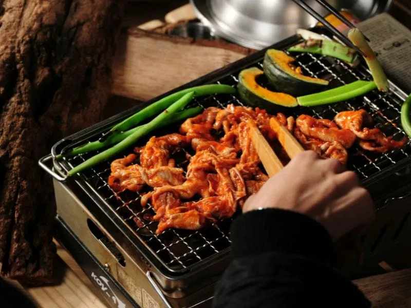 Food Tour Korea Terbaik: Explore Kuliner Korea yang Lagi Hits!