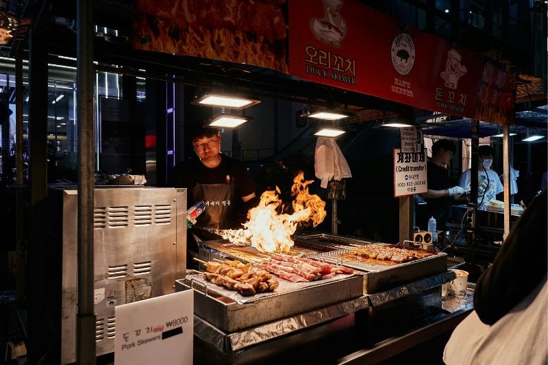 food-tour-seoul-korea_large.jpg