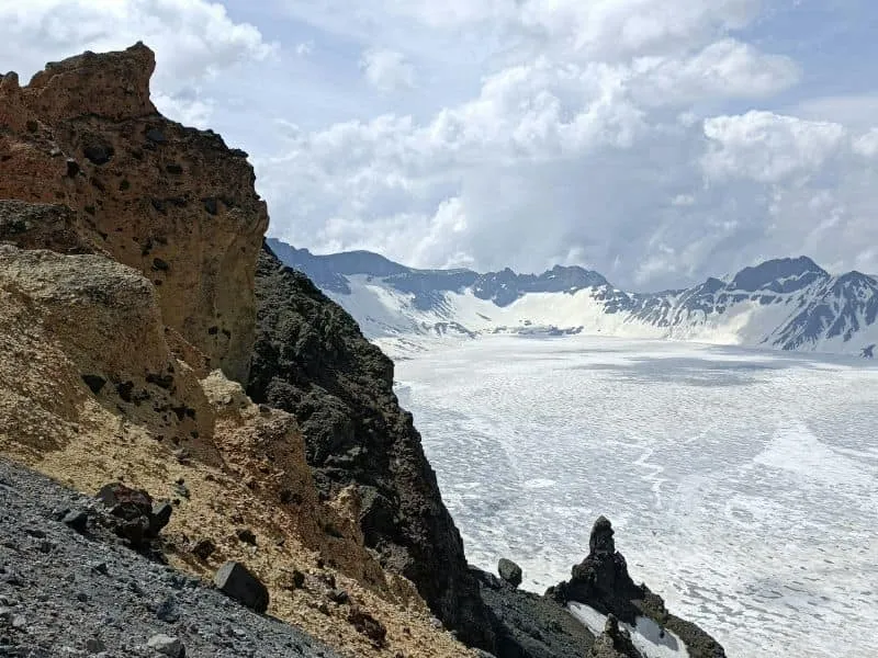 12 Gunung di China yang Indah dan Menarik Dikunjungi