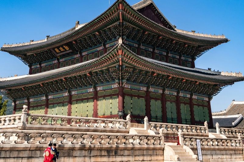 gyeongbokgung-palace_large.jpg