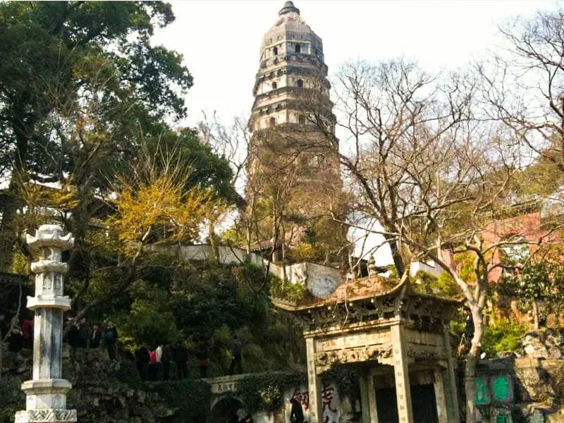 Harga Paket Tour Ke China 2024: yuk ke Pagoda Paling Indah di China!