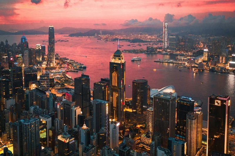 hong-kong-tour-mulai-9-juta_large.jpg