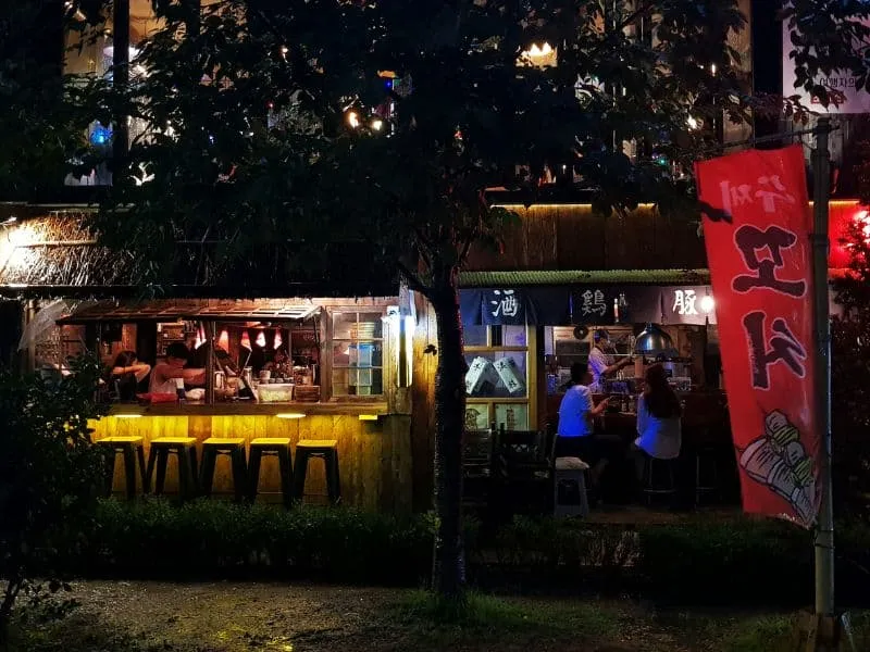 Hongdae Korea: Aktivitas dan Kuliner Halal
