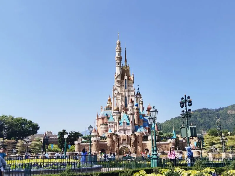9 Hotel Dekat Disneyland Hongkong yang Strategis