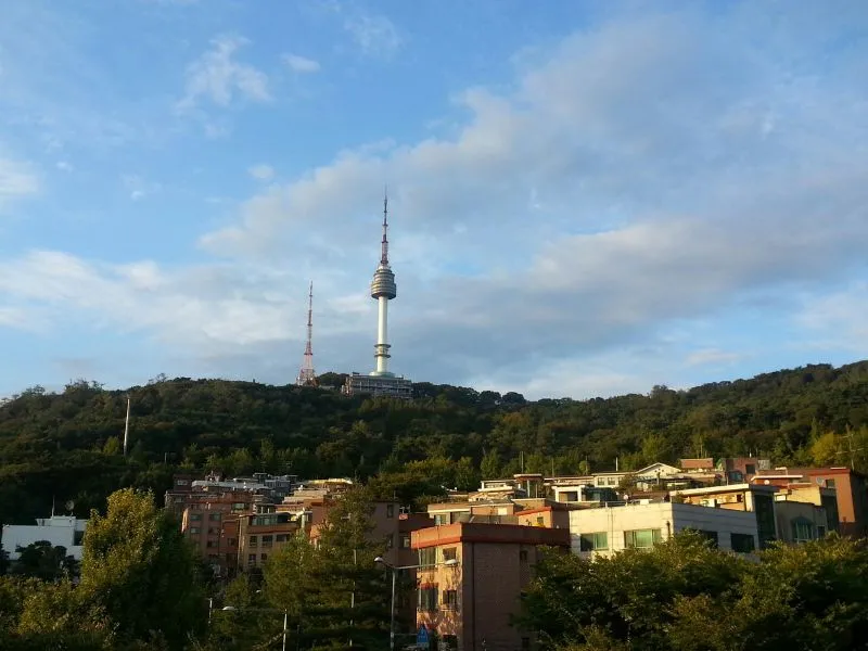 Itaewon, Destinasi Must-Visit Saat Tour Korea!