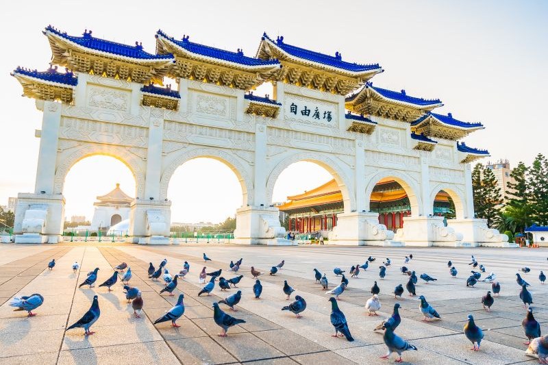 itinerary-hongkong-macau_large.jpg