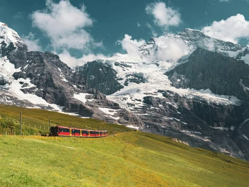 Jungfraujoch Tour: Harga dan Cara Booking!