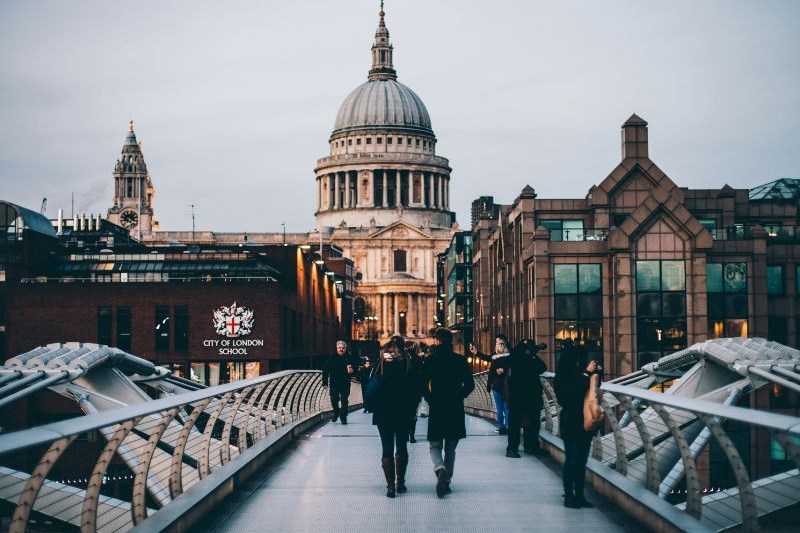 kapan-waktu-terbaik-ke-london_large.jpg