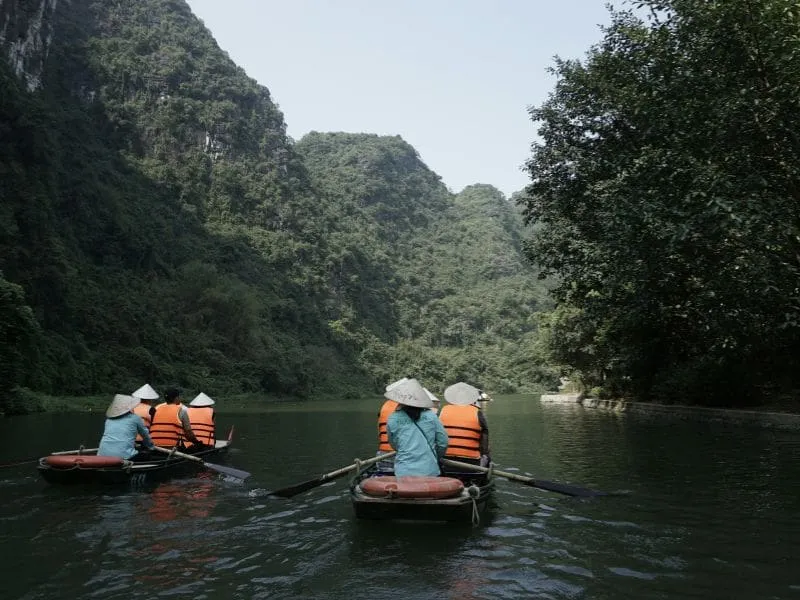 Ninh Binh Vietnam: Tour Seru ke Ha Long Bay Daratan!
