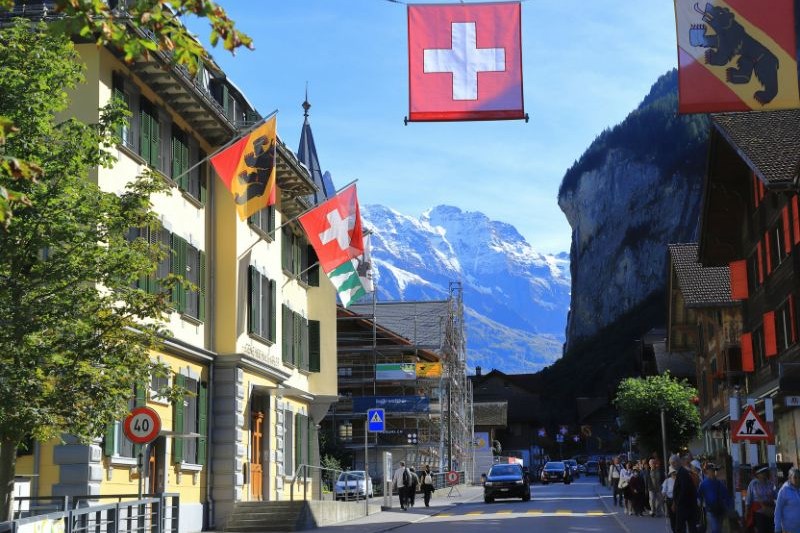 oleh-oleh-swiss_large.jpg