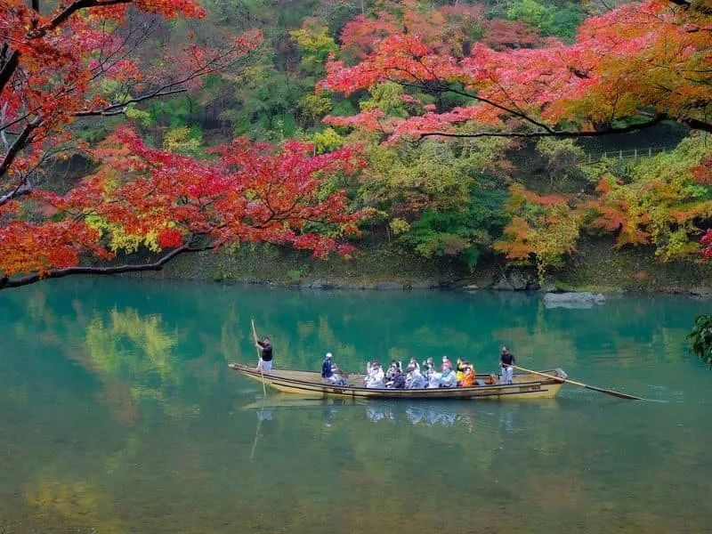 Paket Tour Arashiyama: Pengalaman Lengkap Menjelajahi Kyoto Barat
